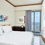 Otel Aquamare And 4*