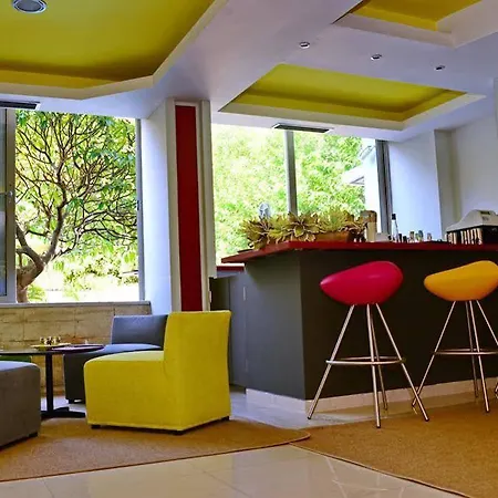 Hotell Aquamare And Rhodes City